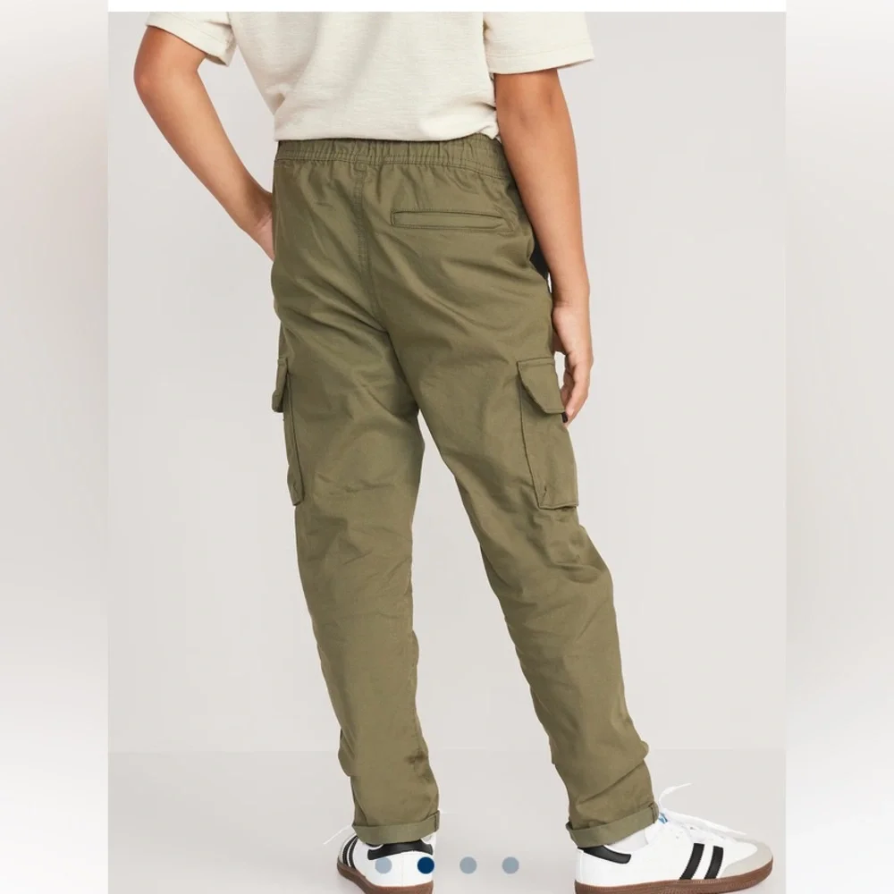 NWOT! Old Navy Built-in Flex Tapered Tech Pants for Boys.